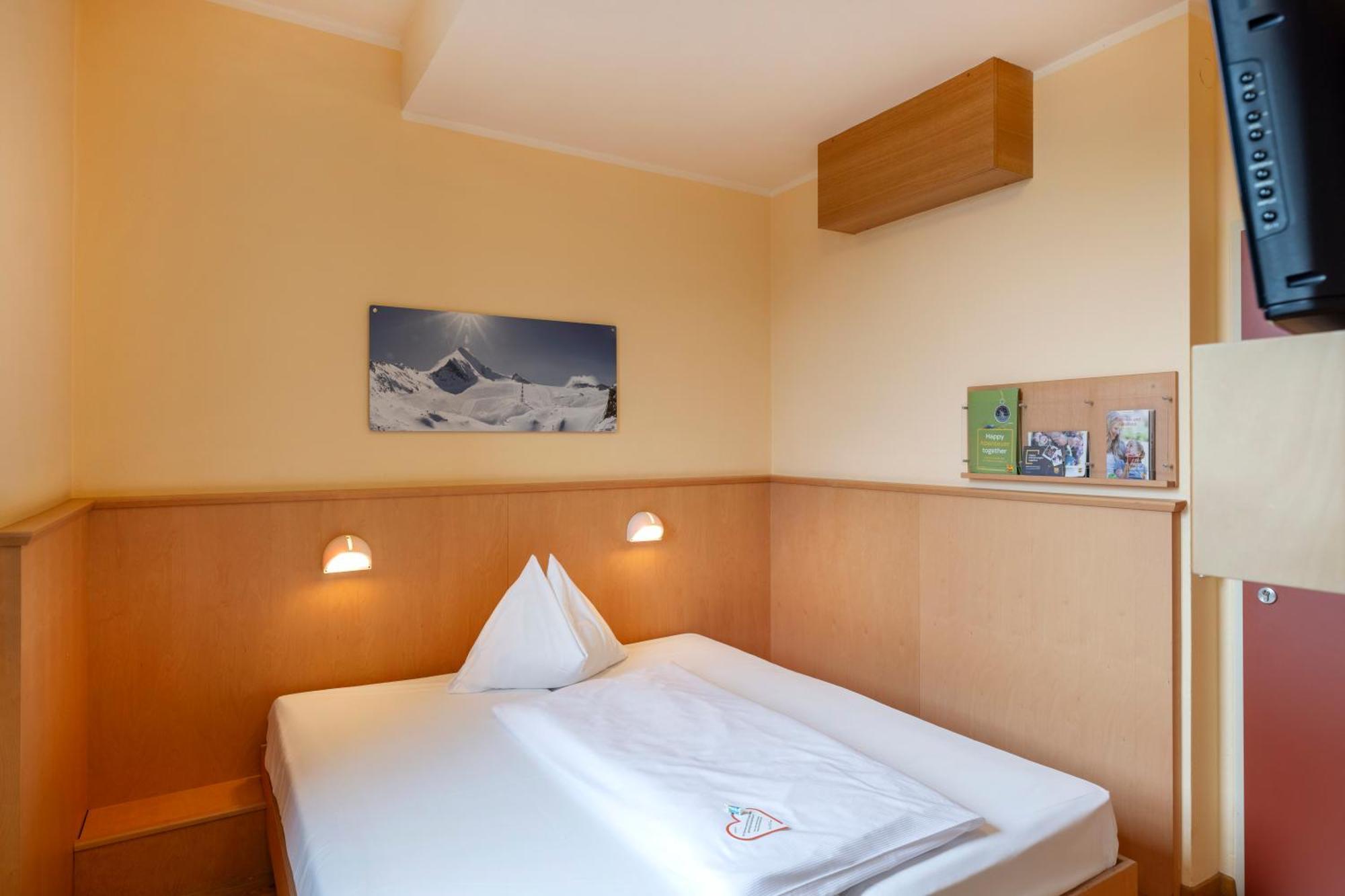 Jufa Hotel Kaprun - Summercard Included Экстерьер фото